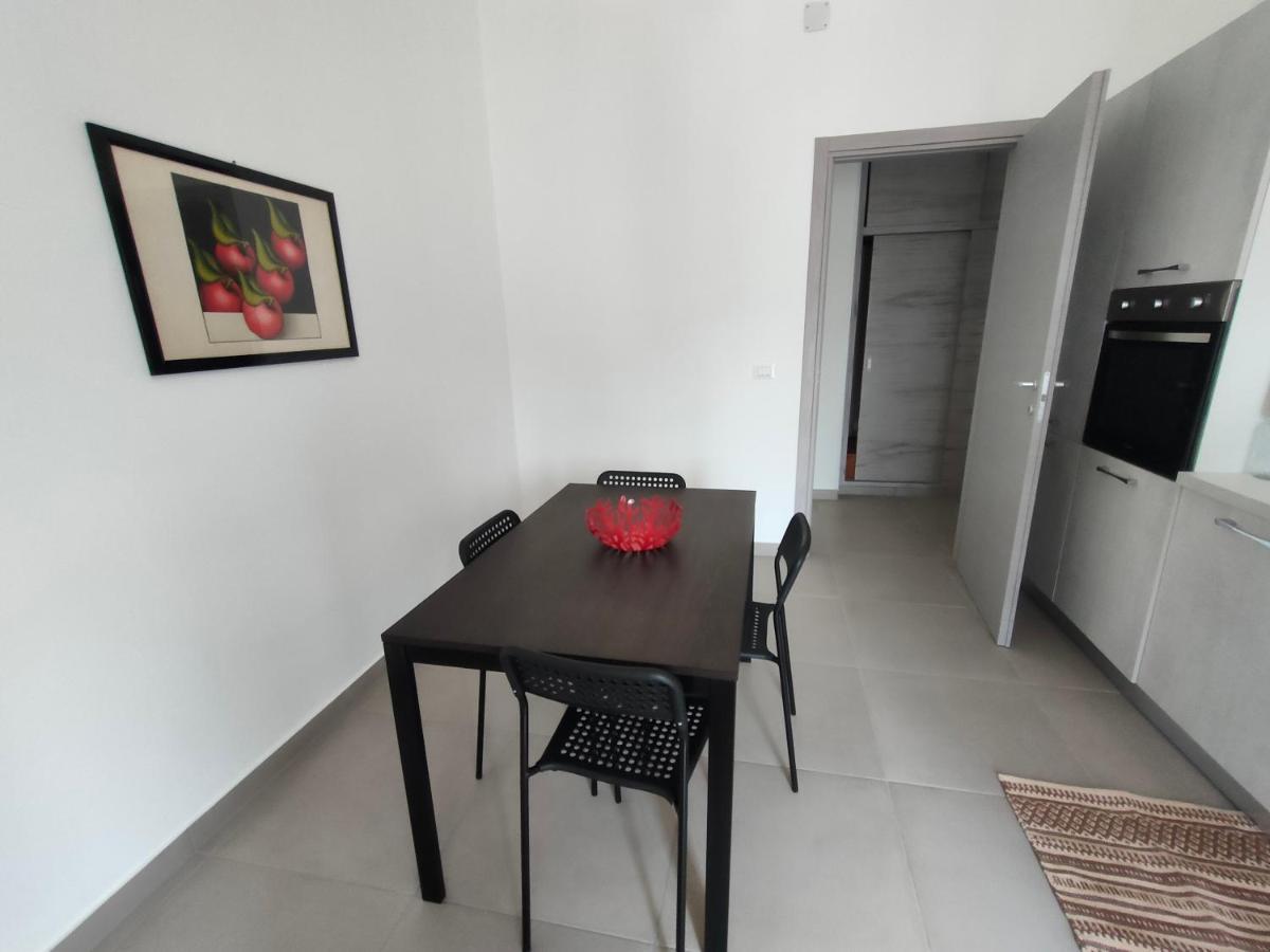 Gierre Apartment テルミニ・イメレーゼ エクステリア 写真